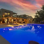 Wild Willow Villa